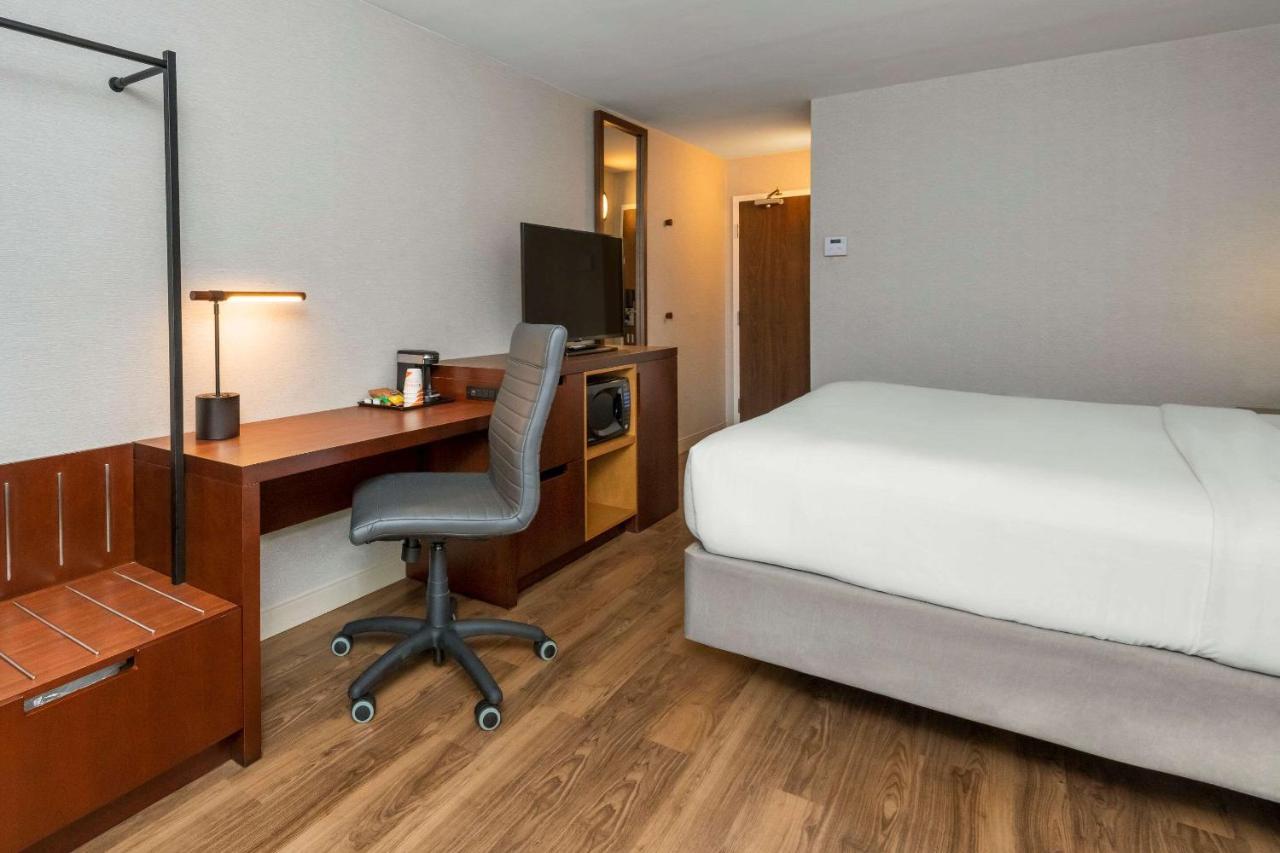 Comfort Inn Ottawa Zewnętrze zdjęcie